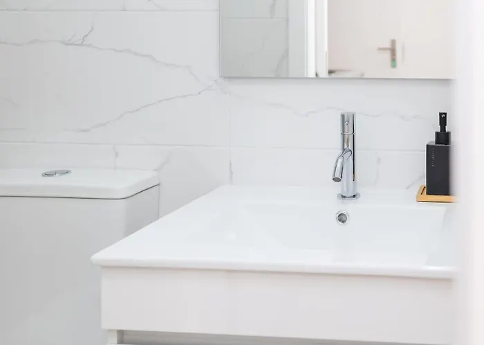 Cozy Sao Lazaro Апартаменты *