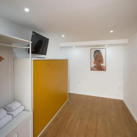 Apartament Cozy Sao Lazaro *